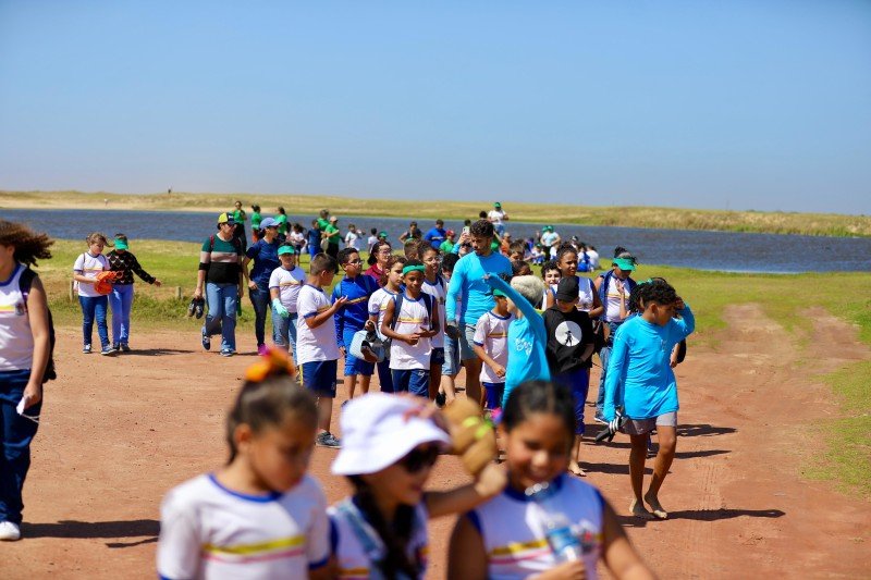 Mutirão de Limpeza em Iquipari mobiliza mais de 600 voluntários pelo meio ambiente 4